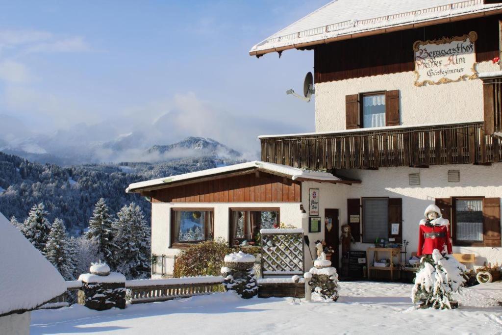 Pfeiffer Alm Am Sonnenhang Mit Blick Auf Die Zugspitze 加爾米施-帕滕基興 外观 照片