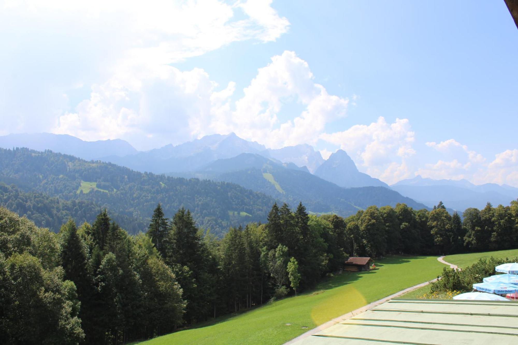 Pfeiffer Alm Am Sonnenhang Mit Blick Auf Die Zugspitze 加爾米施-帕滕基興 外观 照片