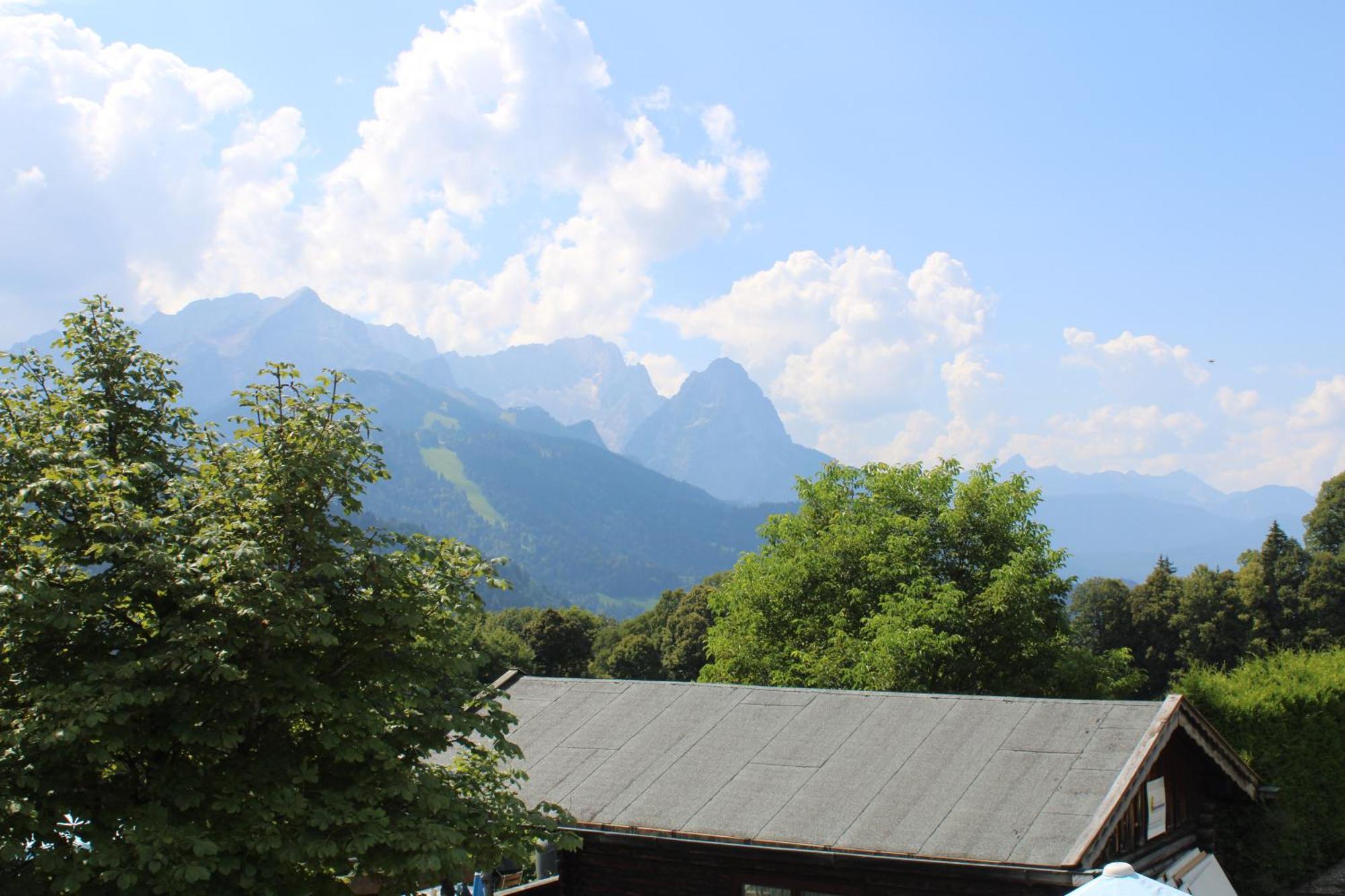 Pfeiffer Alm Am Sonnenhang Mit Blick Auf Die Zugspitze 加爾米施-帕滕基興 客房 照片